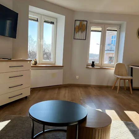 Narozny 54 *
