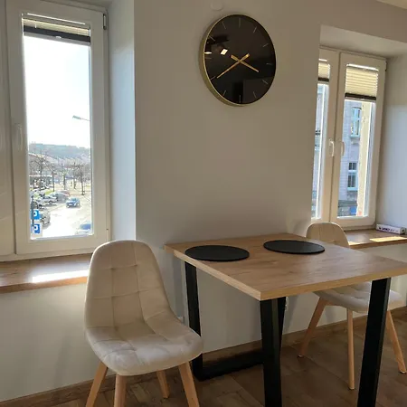 Apartment Narozny 54 *